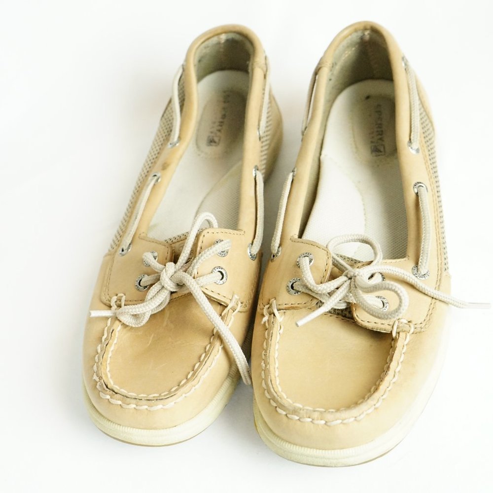 Women's shoes size 7.5 Sperry Tan Boat Loafers